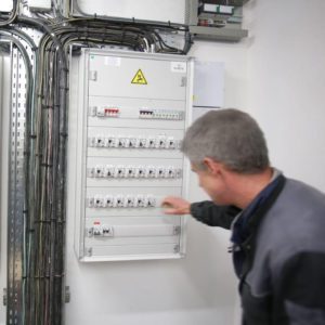 dépannage électricien paris
